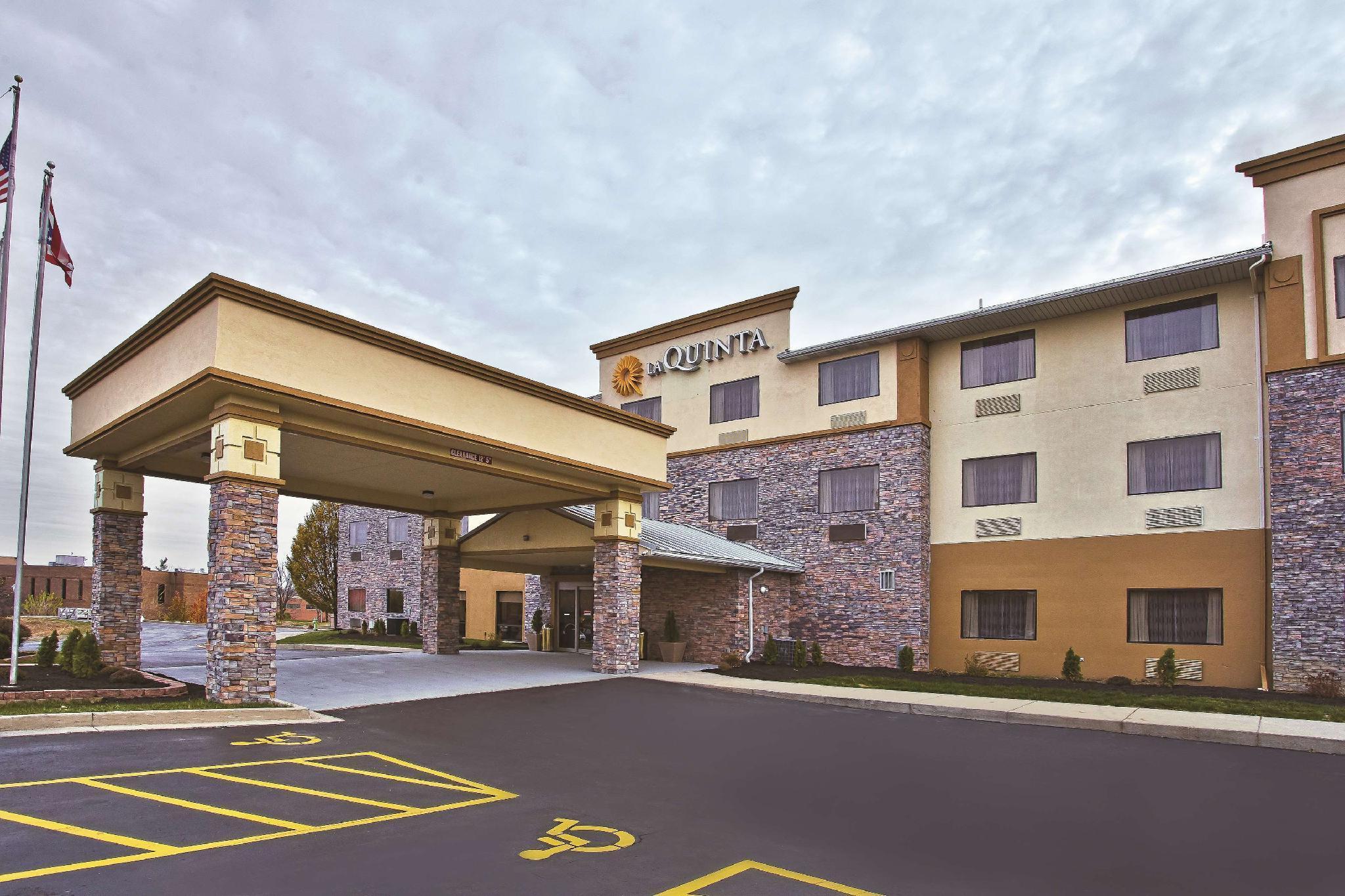 La Quinta By Wyndham Fairborn Wright-Patterson Hotel Exterior photo